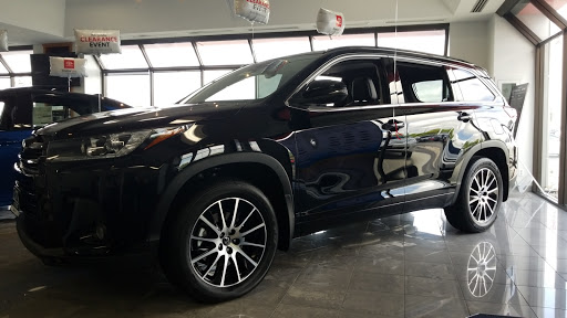 Car Dealer «Wilson Toyota Scion», reviews and photos, 2212 S Duff Ave, Ames, IA 50010, USA