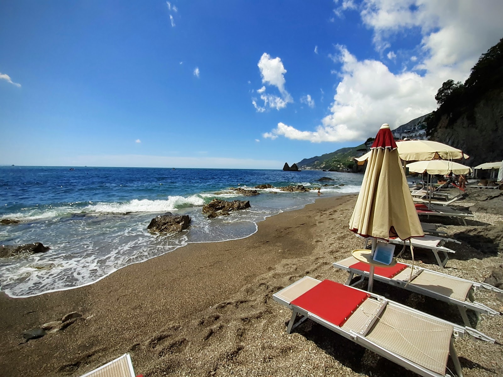 Foto von Crestarella beach strandresort-gebiet