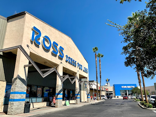 Clothing Store «Ross Dress for Less», reviews and photos, 7884 Van Nuys Blvd, Van Nuys, CA 91402, USA