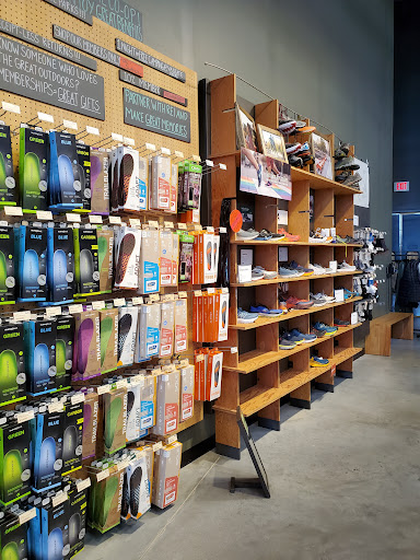 Camping Store «REI», reviews and photos, 350 Independence Blvd, Virginia Beach, VA 23462, USA