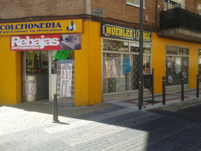 MUEBLES JORGE - Colchonería - Mueble juvenil - Armarios a medida - Dormitorios - Canapés