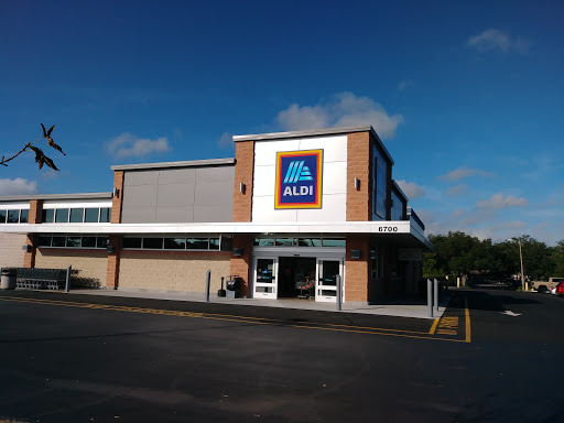 Supermarket «ALDI», reviews and photos, 6700 66th St N, Pinellas Park, FL 33781, USA