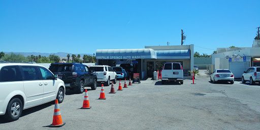 Palm Springs Car wash en Palm Springs