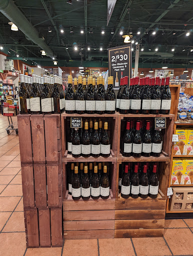 Grocery Store «The Fresh Market», reviews and photos, 526 21st St, Vero Beach, FL 32960, USA