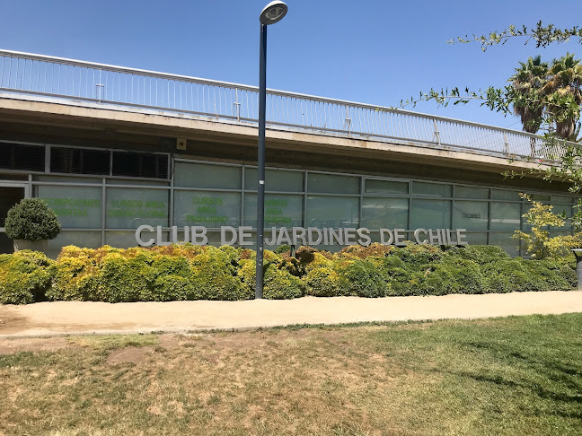 Opiniones de Club De Jardines De Chile en Vitacura - Centro de jardinería
