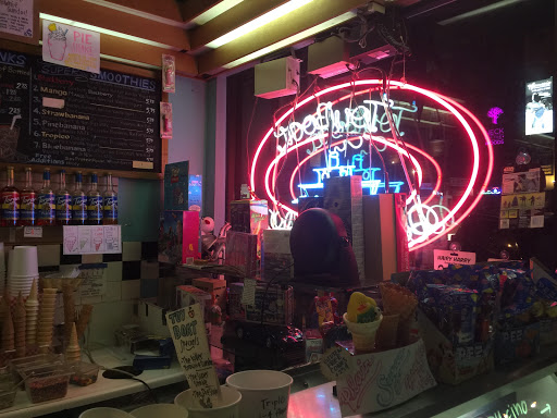 Cafe «Toy Boat Dessert Cafe», reviews and photos, 401 Clement St, San Francisco, CA 94118, USA