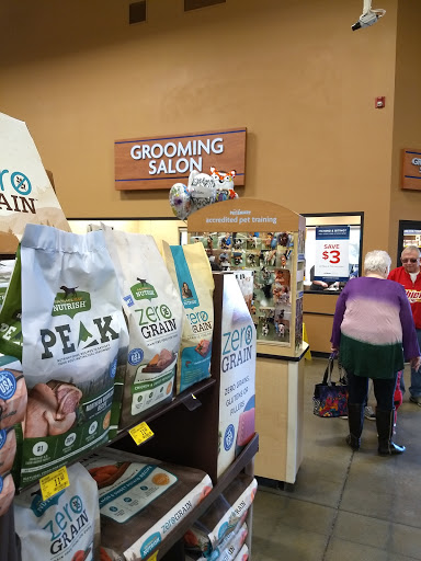 Pet Supply Store «PetSmart», reviews and photos, 5810 Antioch Rd, Merriam, KS 66202, USA