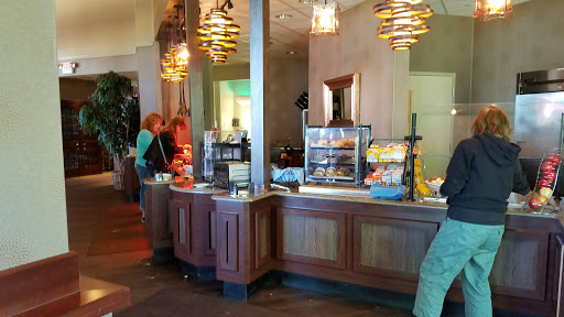 Restaurant «Horizons Restaurant & Lounge», reviews and photos, 4888 N Broadway, Geneva, OH 44041, USA