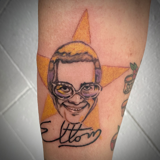 Tattoo Shop «PermaGrafix Tattoo», reviews and photos, 2217 Santiam Hwy SE, Albany, OR 97322, USA