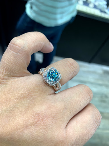 Jewelry Repair Service «South Texas Jewelers», reviews and photos, 8739 Bandera Rd #105, San Antonio, TX 78250, USA