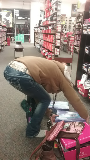 Shoe Store «Shoe Dept.», reviews and photos, 10413 Bennett Rd, Fredonia, NY 14063, USA