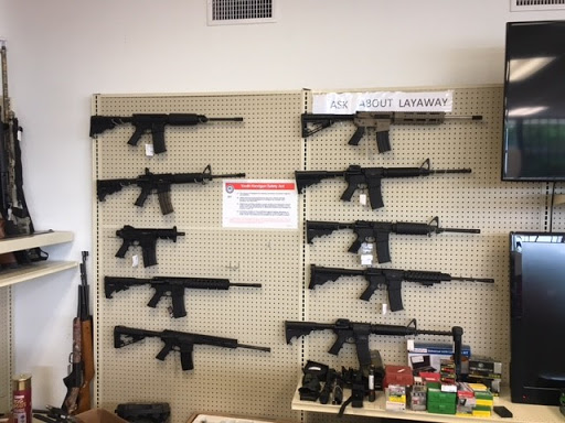 Pawn Shop «River City Pawn & Jewelry», reviews and photos, 417 Main St, Schertz, TX 78154, USA