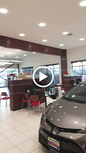 Toyota Dealer «Doxon Toyota of Auburn», reviews and photos, 3405 Auburn Way N, Auburn, WA 98002, USA