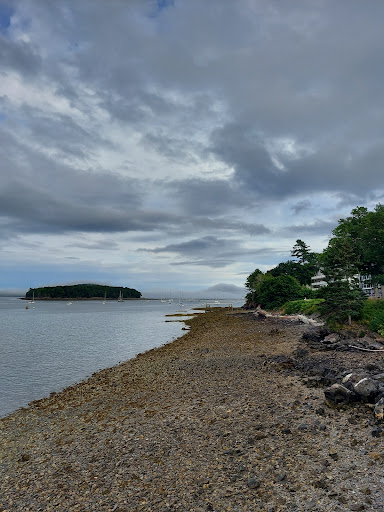 Hotel «Atlantic Oceanside Hotel & Event Center», reviews and photos, 119 Eden St, Bar Harbor, ME 04609, USA