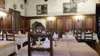 Atmosphère du Restaurant de spécialités alsaciennes Restaurant Au Lion d'Or à Kaysersberg - n°12
