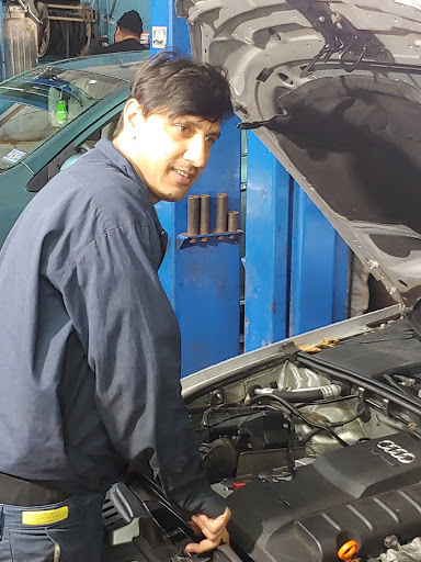 Auto Repair Shop «R and IK Auto Repair Shop», reviews and photos, 921 Montgomery St, Jersey City, NJ 07306, USA