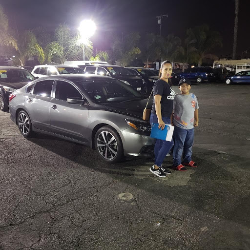 Used Car Dealer «Quantum Auto Sales Inc», reviews and photos, 13831 Harbor Blvd, Garden Grove, CA 92843, USA