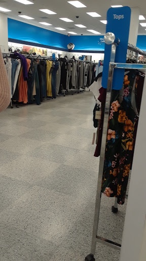 Clothing Store «Ross Dress for Less», reviews and photos, 16250 Paramount Blvd, Paramount, CA 90723, USA