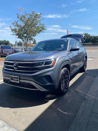 Elk Grove Volkswagen image