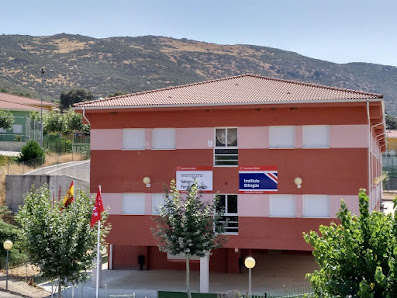 Instituto Educación Secundaria Sabino Fernández Campo C. Elisadero, 28, 28294 Robledo de Chavela, Madrid, España