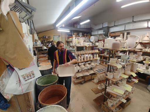 Pottery Store «Mississippi Mud Pottery», reviews and photos, 310 E Broadway, Alton, IL 62002, USA