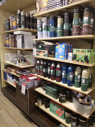 Clothing Store «L.L. Bean», reviews and photos, 25225 Cedar Rd, Lyndhurst, OH 44124, USA