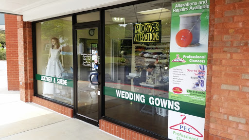 Dry Cleaner «Professional Cleaners», reviews and photos, 6000 Medlock Bridge Pkwy A-100, Johns Creek, GA 30022, USA