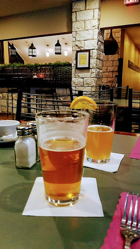 Golf Shop «Eagle Rock Golf Clubhouse & Pro Shop», reviews and photos, 191 Turnberry Ln, Hazle Township, PA 18202, USA