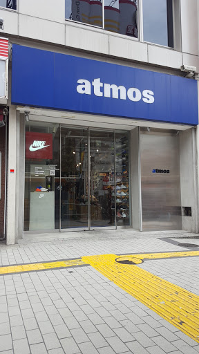 アトモス 靖国通り店