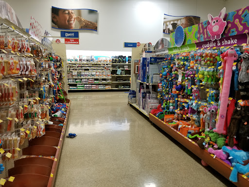 Pet Supply Store «PetSmart», reviews and photos, 4749 Valley View Blvd NW, Roanoke, VA 24012, USA