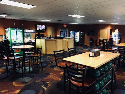 Bowling Alley «Farmington Lanes», reviews and photos, 27 5th St, Farmington, MN 55024, USA