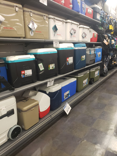 Sporting Goods Store «Big 5 Sporting Goods», reviews and photos, 1050 Oroville Dam Blvd E, Oroville, CA 95965, USA