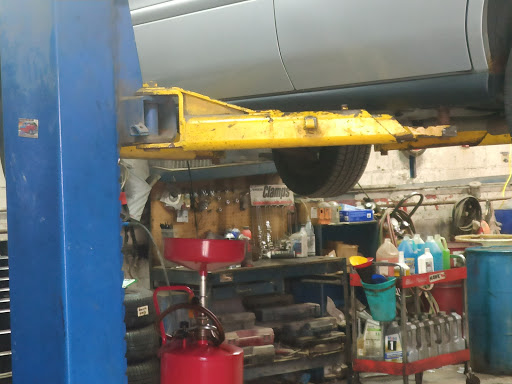 Auto Repair Shop «Car Zone Inc», reviews and photos, 486 Columbia St, Somerville, MA 02143, USA