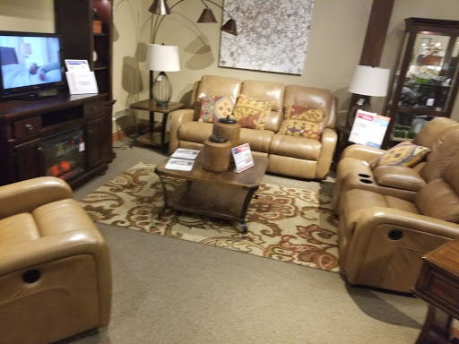 Furniture Store «Ashley HomeStore», reviews and photos, 925 Paterson Plank Rd, Secaucus, NJ 07094, USA