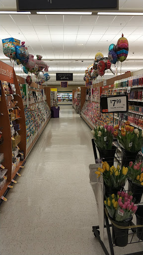 Grocery Store «Super Stop & Shop», reviews and photos, 1391 Main St, Willimantic, CT 06226, USA