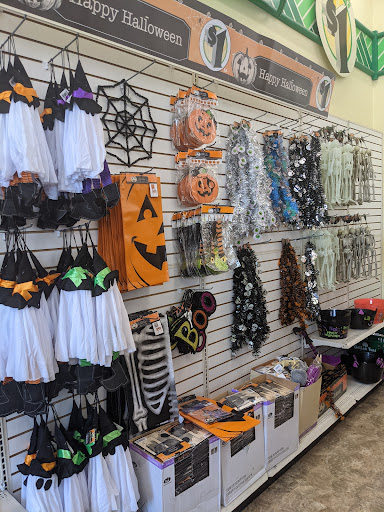 Dollar Store «Dollar Tree», reviews and photos, 120 McGraw St, Ripley, WV 25271, USA