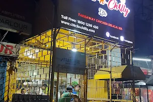 Chick n Chilly : G.S. Road image
