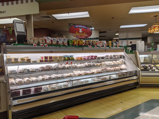 Grocery Store «Karns Foods», reviews and photos, 731 Cherry Dr, Hershey, PA 17033, USA