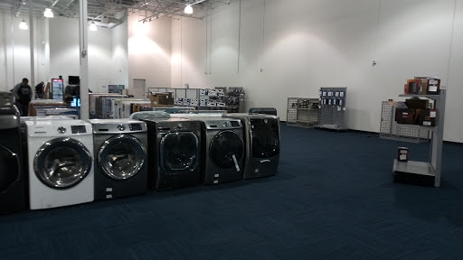 Electronics Store «Best Buy Outlet Store», reviews and photos, 6218 Wood Glen Dr, San Antonio, TX 78244, USA