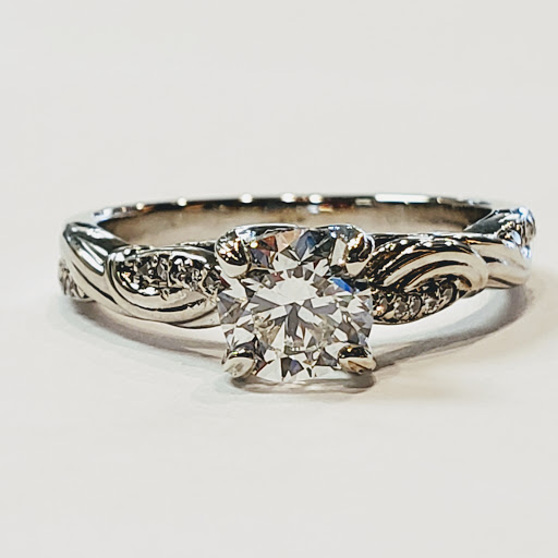 Jewelry Repair Service «Lorenza Jewelry», reviews and photos, 1480 Terrell Mill Rd #200, Marietta, GA 30067, USA