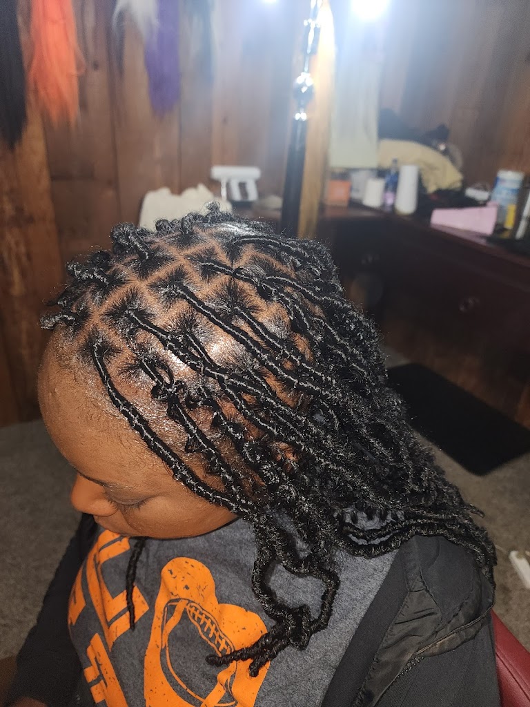 Ola African Braiding Salon 44144