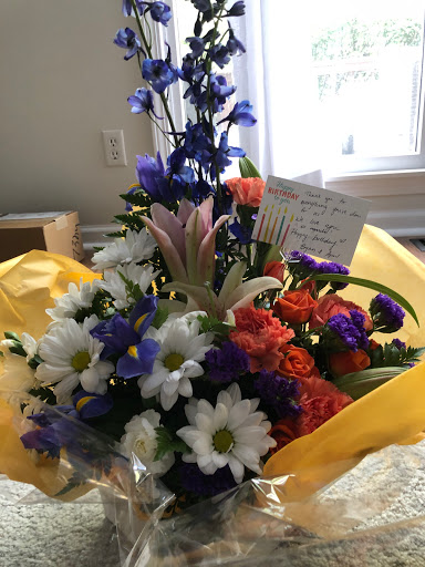 Florist «Dynamic Flowers of Royal Oak», reviews and photos, 3221 N Main St, Royal Oak, MI 48073, USA