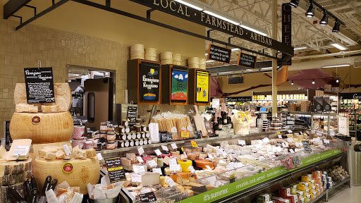 Gourmet Grocery Store «Metropolitan Market Magnolia», reviews and photos, 3830 34th Ave W, Seattle, WA 98199, USA