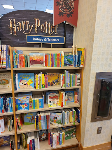 Book Store «Barnes & Noble Booksellers Palms Crossing», reviews and photos, 3300 W Frontage Rd #1100, McAllen, TX 78501, USA