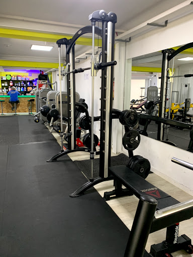 Gimnasio Arnold Fit Gimnasio Puerto Santiago en Santiago del Teide, Santa Cruz de Tenerife