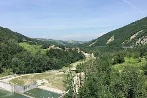 Lago di Mignano image