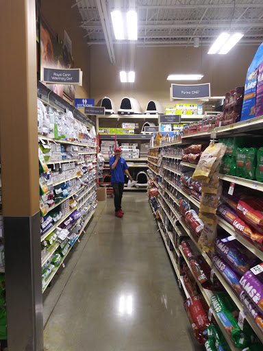 Pet Supply Store «PetSmart», reviews and photos, 271 University Ave, Westwood, MA 02090, USA