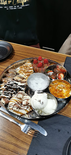 Reviews of The Messy House Dessert Restaurant in Leicester - Ice cream