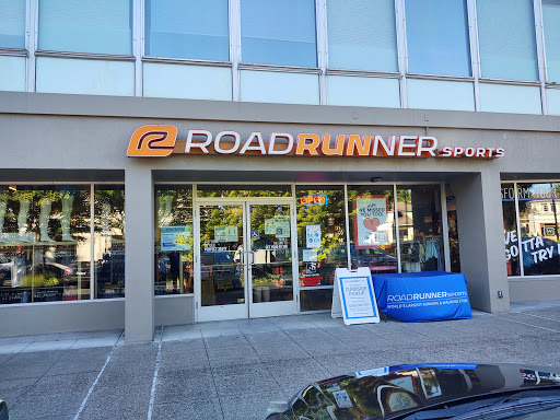 Running Store «Road Runner Sports», reviews and photos, 29 NW 23rd Pl, Portland, OR 97210, USA