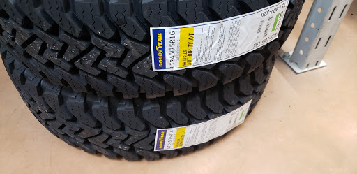 Tire Shop «Walmart Tires & Auto Parts», reviews and photos, 4001 2nd Ave W, Williston, ND 58801, USA